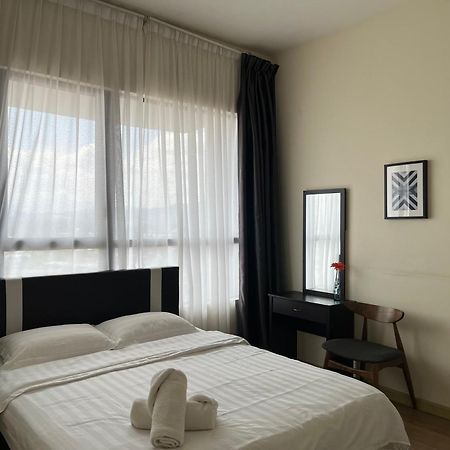 Casa Rv Homestay Mkh Boulevard カジャン エクステリア 写真