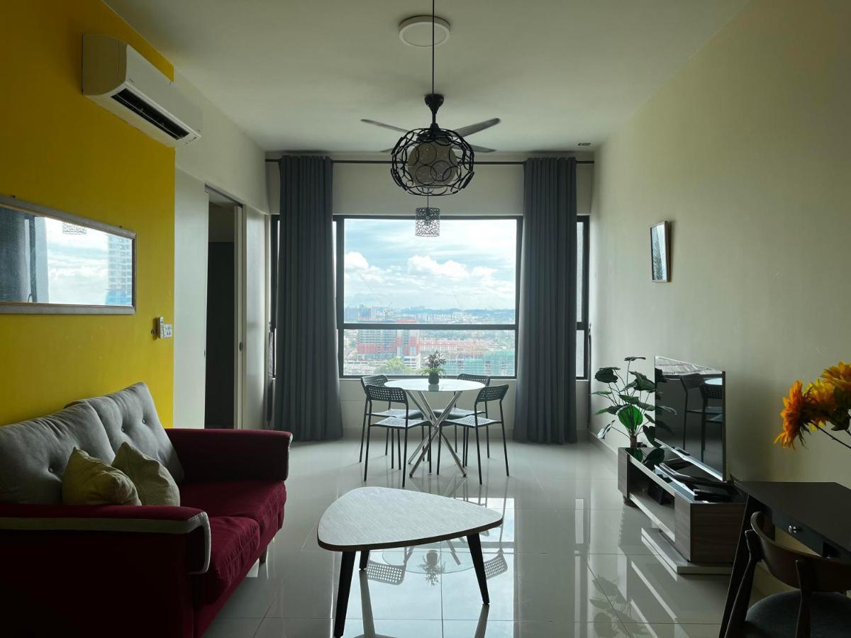 Casa Rv Homestay Mkh Boulevard カジャン エクステリア 写真