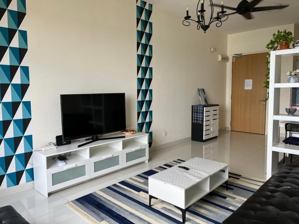 Casa Rv Homestay Mkh Boulevard カジャン エクステリア 写真