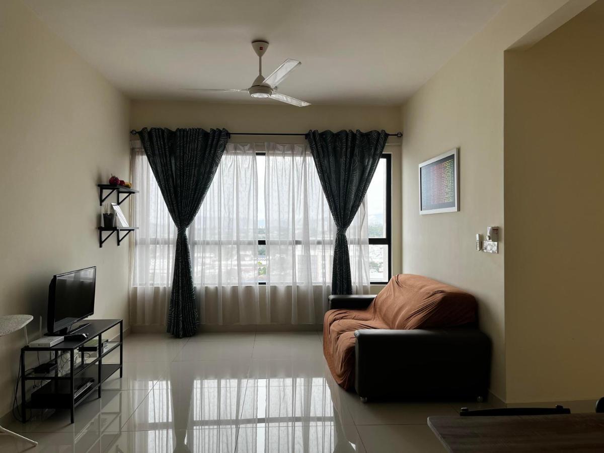 Casa Rv Homestay Mkh Boulevard カジャン エクステリア 写真